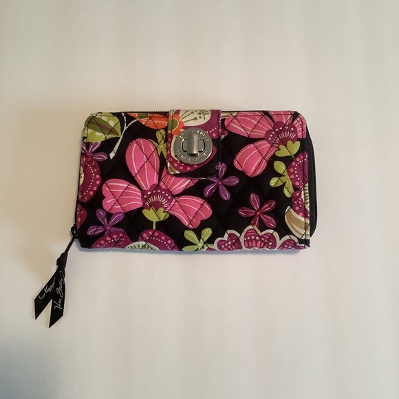 Vera Bradley Accessories - Vera Bradley Wallet Floral Pattern